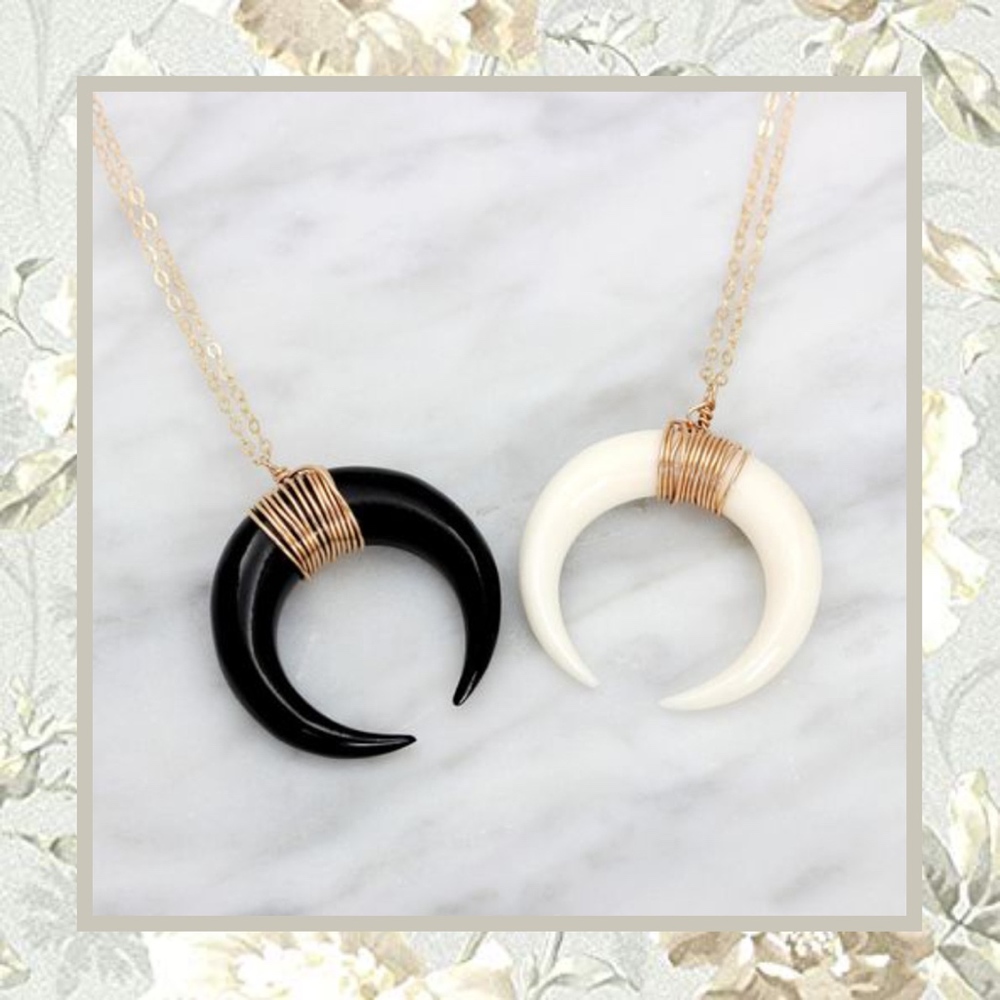 🌸 HORN MOON NECKLACE BOHO TRIBAL GYPSY BOHEMIAN